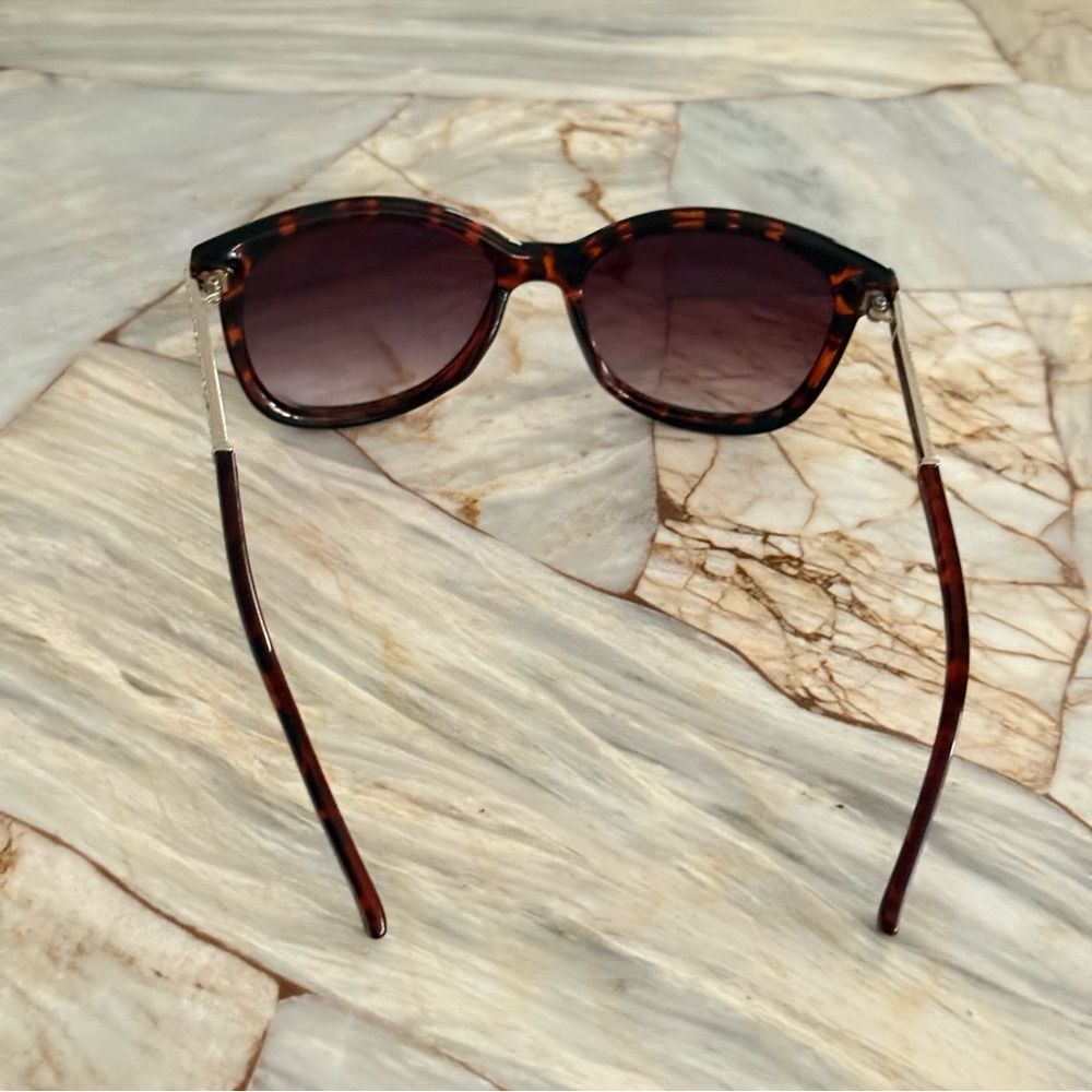 Tortoise Shell Sunglasses - Picture 4 of 11